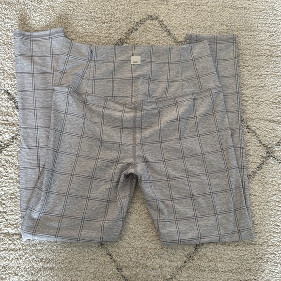 Vuori clean elevation legging size medium - Picture 2 of 2